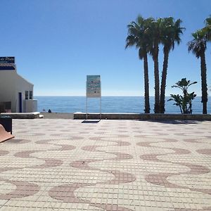 Apartment in first row to the sea, Almuñécar